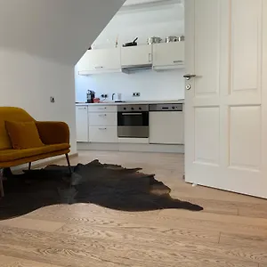 https://beethovens-top-floor-appartement-next-to-graben.vienna-besthotels.com